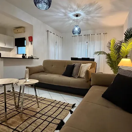 Maple Apartment