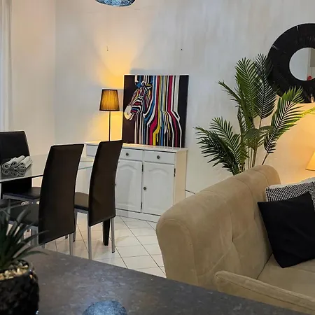 Apartament Maple *
